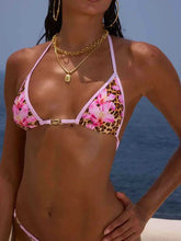Ruffled Chain Poolside Style