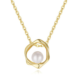 Pearl On You Pendant Necklace