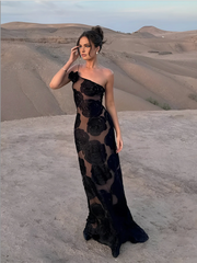 Ceciliaâ„?- Chic Charming Dress