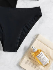 Minimalist Triangle Bikini â€?Vintage Chic