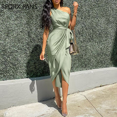 Vintage  Asymmetrical One Shoulder Sleeveless Bodycon Women Dress