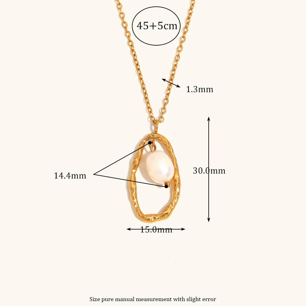 Dripping In Gold Pendant Necklace