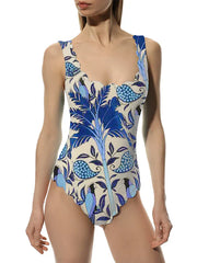 Elegant Strappy Swimsuit â€?Crisscross Style