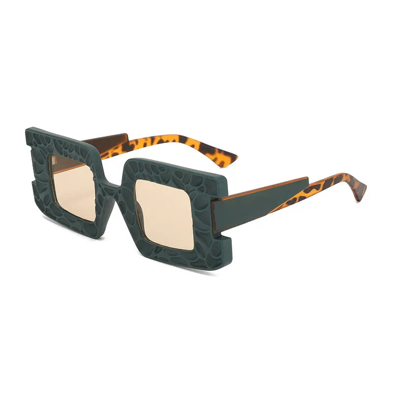 Lovestruck Kisses Square Sunglasses