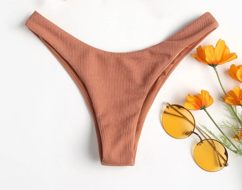 Elegant Triangle Bikini â€?Wave Rider