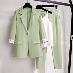 Vera Women's Chic Coordinated Blazer Pants And Top