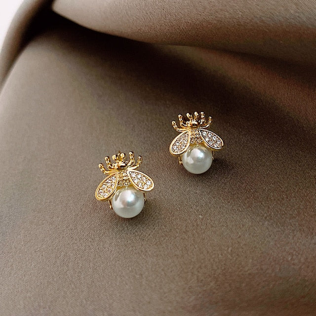 Fly To Your Heart Stud Earrings