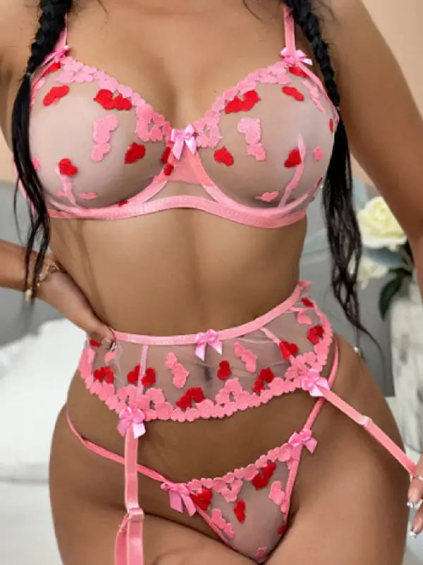 XOXO Sheer Embroidered 3-Pieces Garter Set